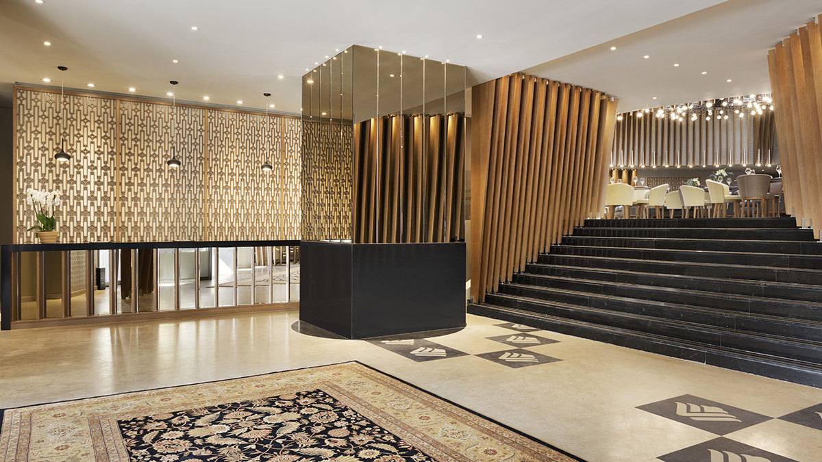 Zeus Wyndham Grand Athens 